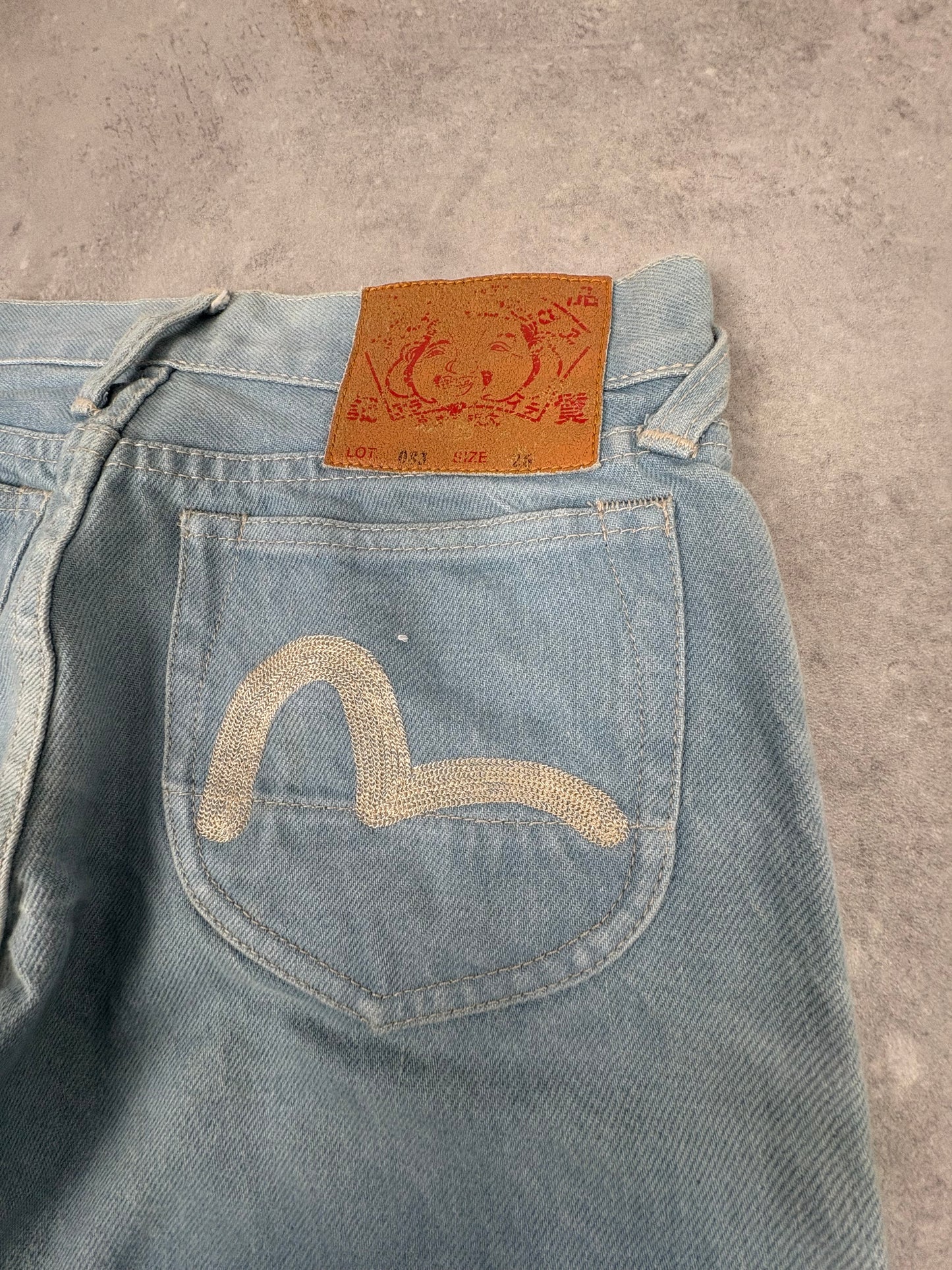 Evisu Jeans ()