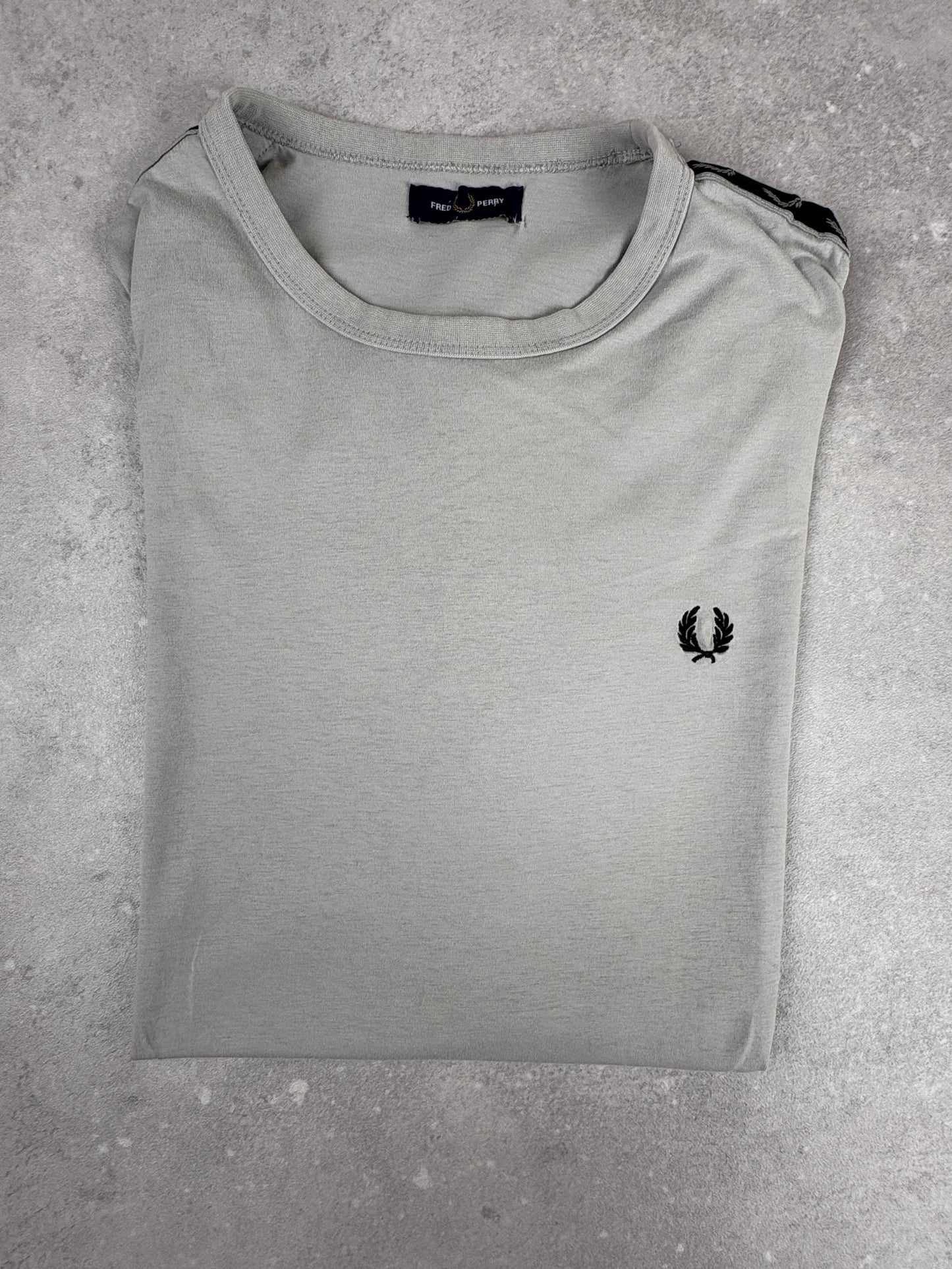 Fred Perry T-Shirt (XL)