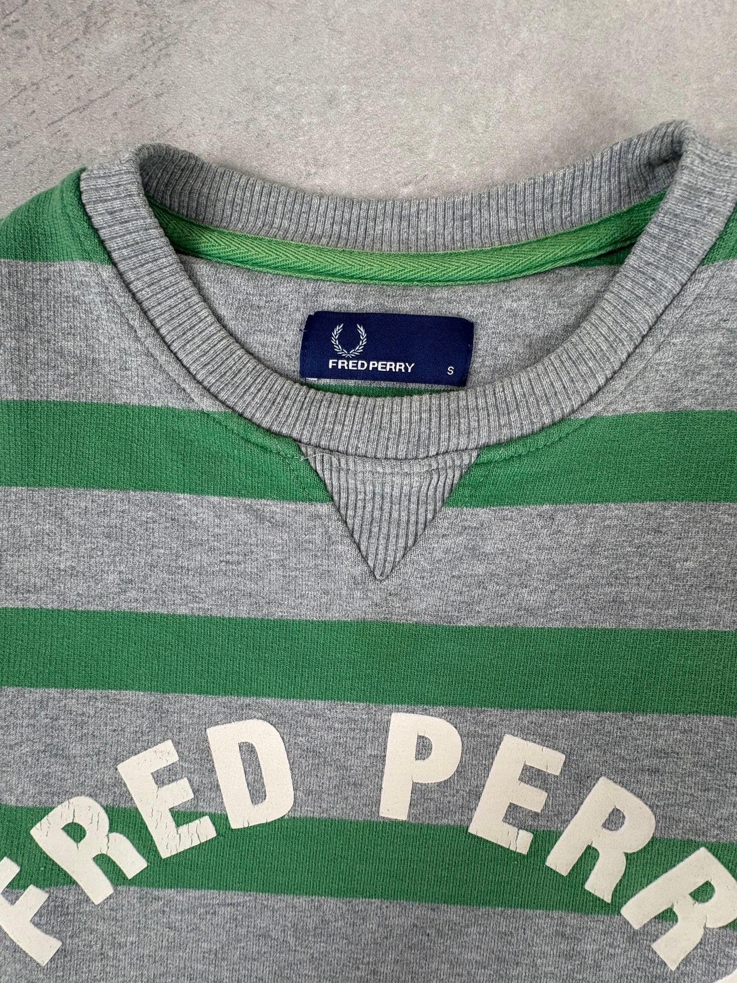 Fred Perry Pullover (S)