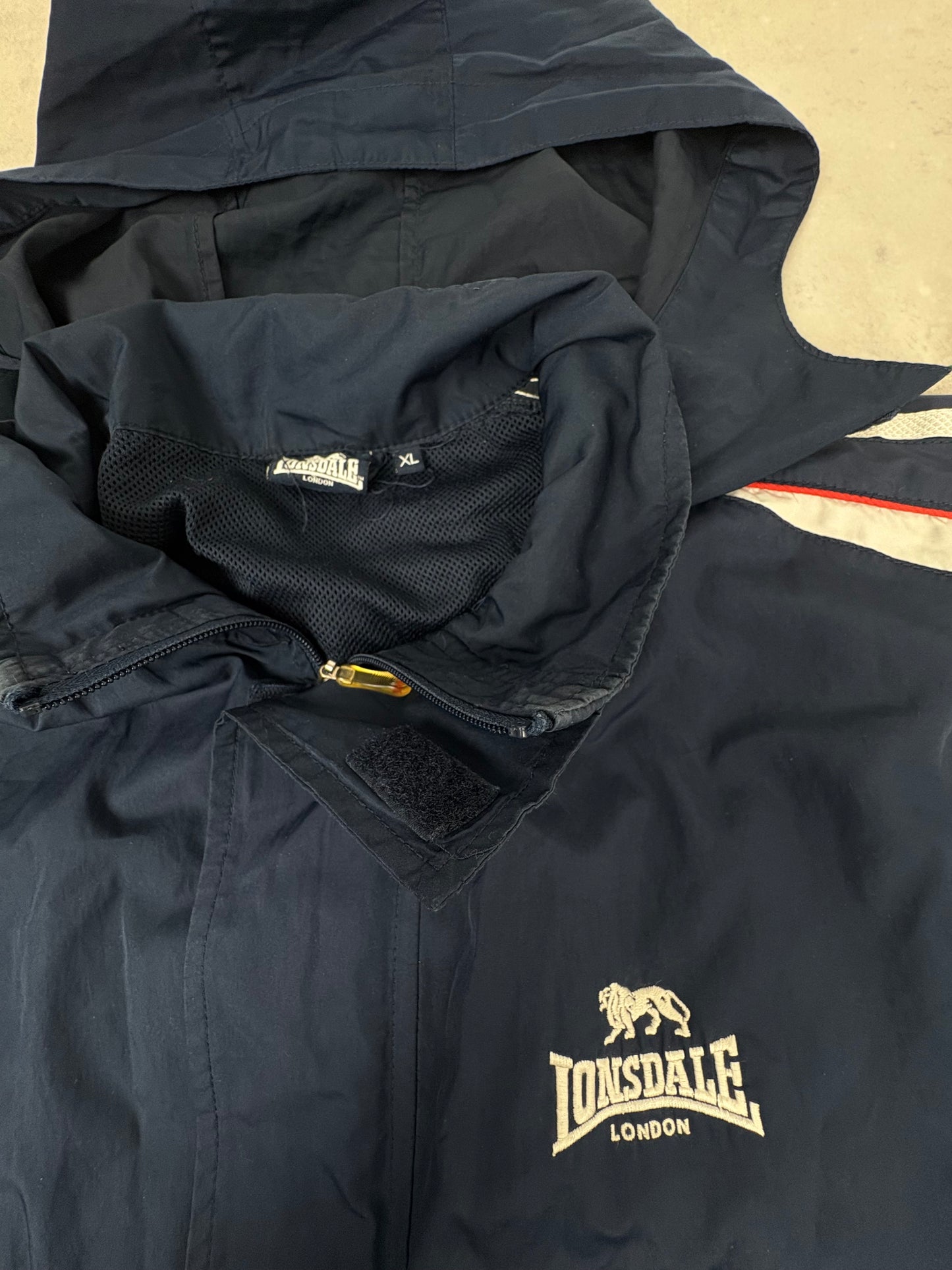 Lonsdale Jacke (XL)