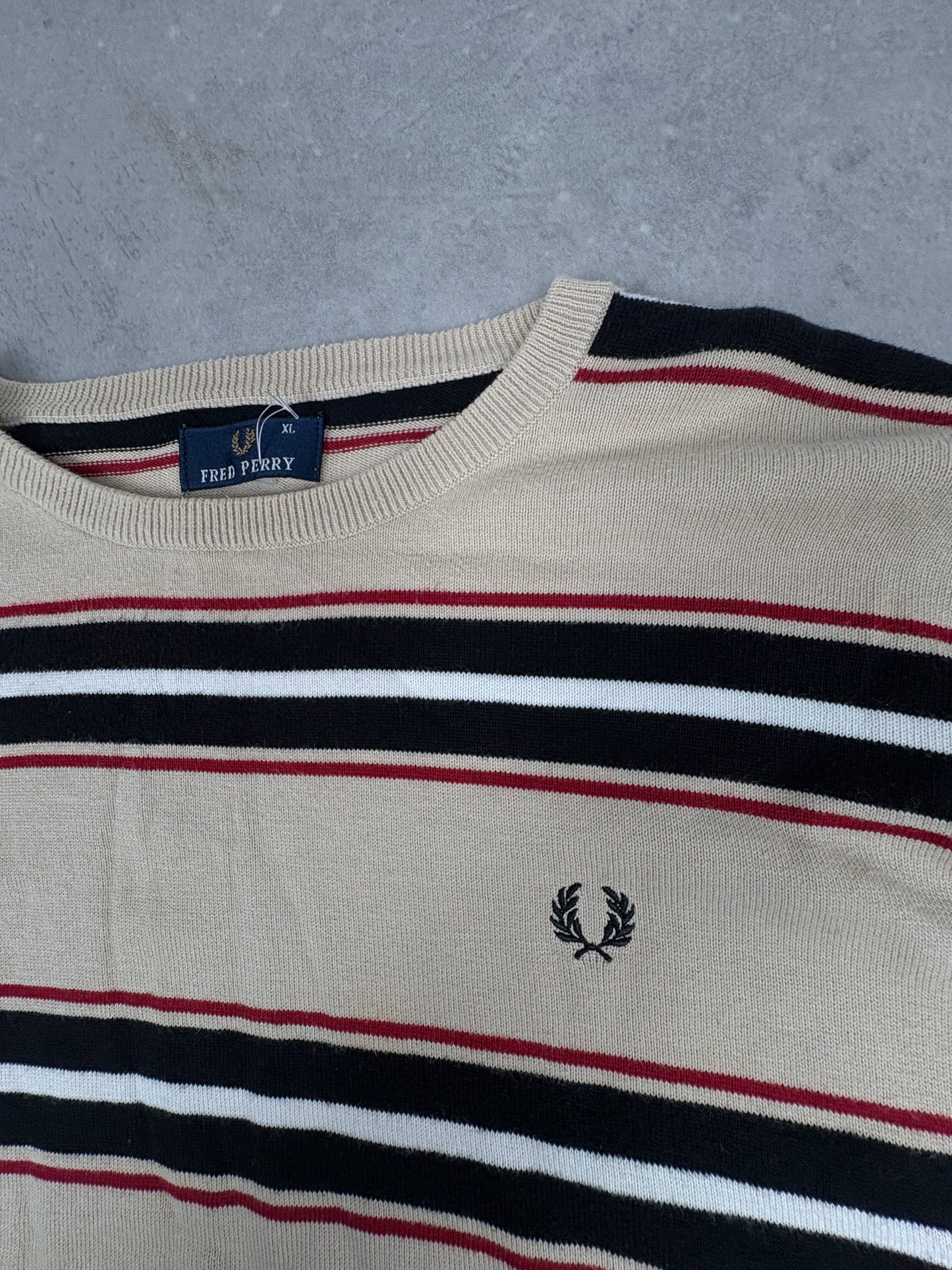 Fred Perry Pullover (XL)
